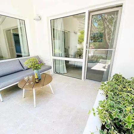 Friends Family Otel *