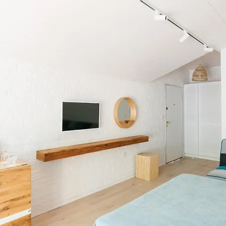 Friends Family Lozenets