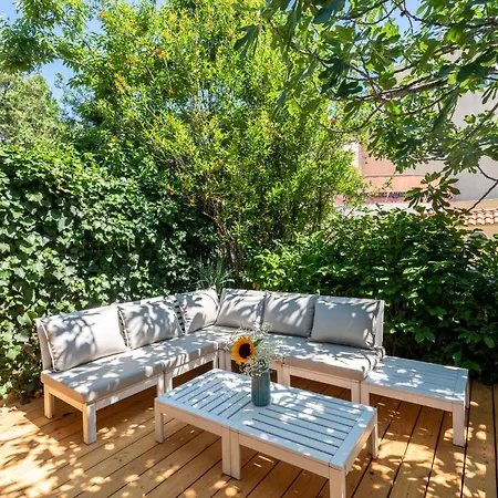 Otel Friends Family *