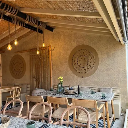 Friends Family * Lozenets